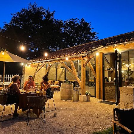 Dome Insolite Lichen Jacuzzi Et Petits-Dejeuners Inclus Gondrin المظهر الخارجي الصورة